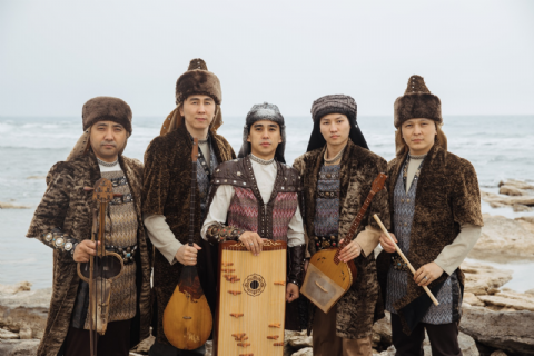 Mersin’de Turan Ethno Folk Band Rüzgarı